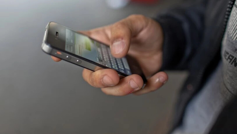 Drohungen per Smartphone: Ein Mann terrorisiert 2016 seine Noch-Frau mit Tausenden Textnachrichten.