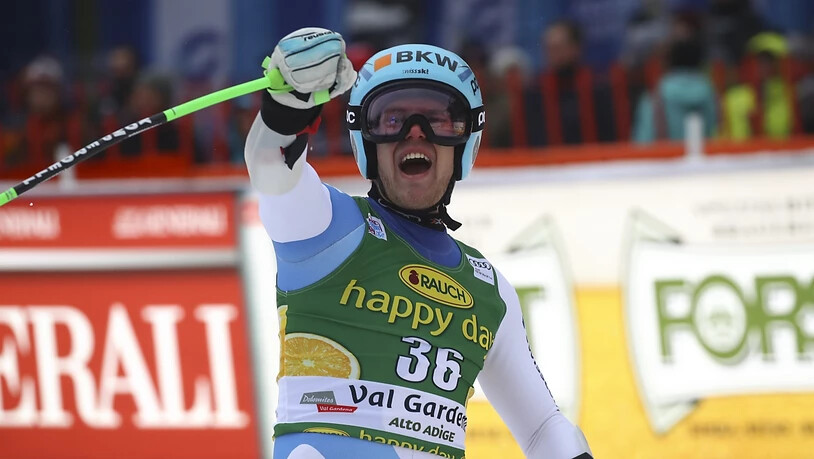 Der Bündner Stefan Rogentin gewann am Freitag die erste der zwei Europacup-Abfahrten in Wengen