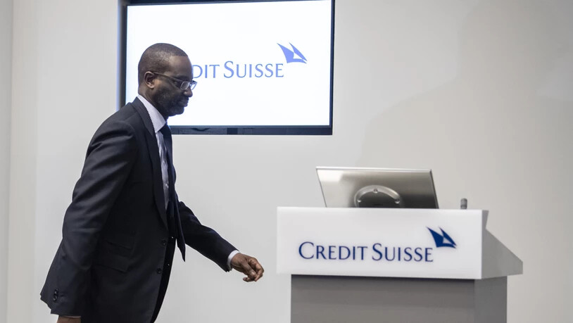 Sein letzter Auftritt bei der Credit Suisse: Tidjane Thiam, der vor einigen Tagen vom Chefposten zurückgetreten ist, schreitet an der Bilanzmedienkonferenz in Zürich zum Rednerpult, um die Jahreszahlen der Grossbank zu präsentieren. Diese sind nicht…