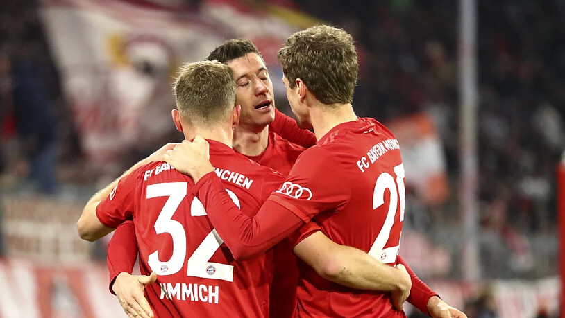 Bisher waren die Bayern die Besten: Die Münchner gehen mit einem Vorsprung von vier Punkten auf Dortmund in die letzten neun Runden