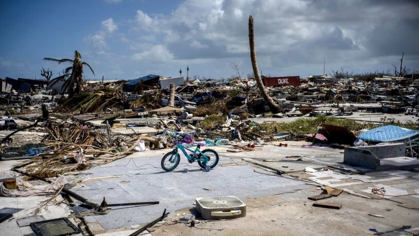 Letztes Jahr richtete der Stärke-5-Hurrikan Dorian verheerende Schäden auf den Bahamas an. Dieses Jahr könnte das wieder passieren, denn rein mengenmässig gab es bis jetzt eine Rekordmenge an Hurrikans, Experten führen die Häufung auf den Klimawandel…