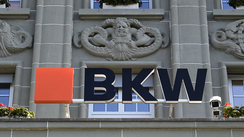 Der Berner Energiekonzern BKW ist im Dienstleistungsgeschäft weiter gewachsen und hat das Betriebsergebnis gesteigert. Die Prognosen zum Ergebnis fürs Gesamtjahr hob die BKW an.(Archivbild)