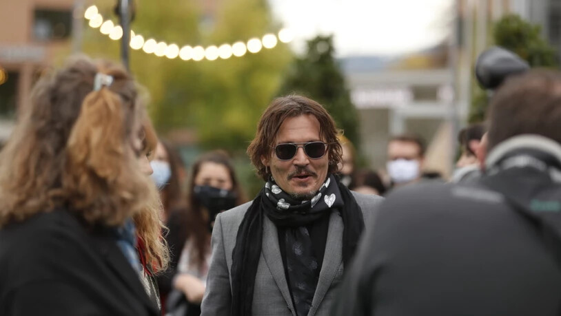 Hollywood-Glamour am Zurich Film Festival: US-Schauspieler Johnny Depp ist nach Zürich gekommen, um den Dokumentarfilm "Crock of Gold - A Few Rounds with Shane MacGowan" vorzustellen, den er mitproduziert hat.