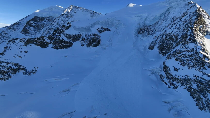 Ein Skitourengänger stürzte unterhalb der Fuorcla Bellavista in Pontresina ab.