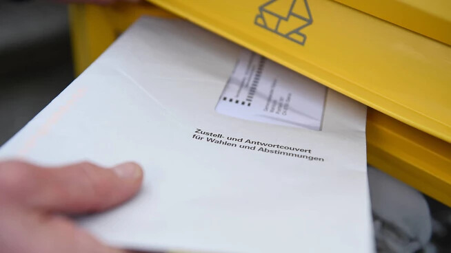 Im Kanton Glarus sind die Stimmen bereits ausgezählt.
