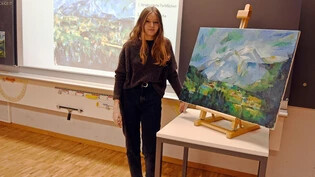 Kreative Geister mit spannenden Studien: Julia Niederberger ergründet malend den Stil von Paul Cézanne. Marc Gregor kreiert als Maturaarbeit einen eigenen modernen Nahfeldmonitor.