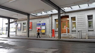 Baugesuch beim Bahnhof Schwanden: Die SBB wollen Wartesaal und Ticketbüro für den Einbau eines künftigen Avec-Shops umbauen