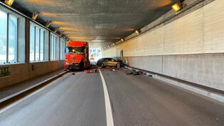 Unfall in der Galerie Salezertobel in Davos: Noah Schneeberger sass im Auto, das mit dem Lastwagen kollidierte.