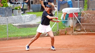 Bestklassierte Glarner Tennisspielerin: Ilaria Felice will mit Powertennis überzeugen.