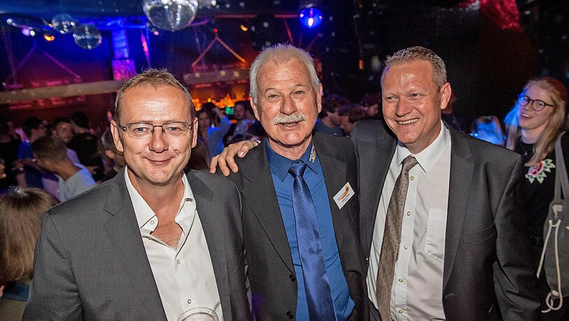 Urs Michel (Geschäftsführer Kibag), Andrea Florin (Bündner Verband für Sport) und IBW-Direktor Stefan Eisenring (von links). 