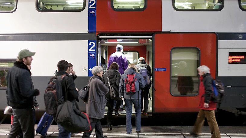 2018 stieg jede Schweizerin und jeder Schweizer im Durchschnitt 71 Mal in einen Zug und legte dabei fast 2400 Kilometer zurück. (Archivbild)