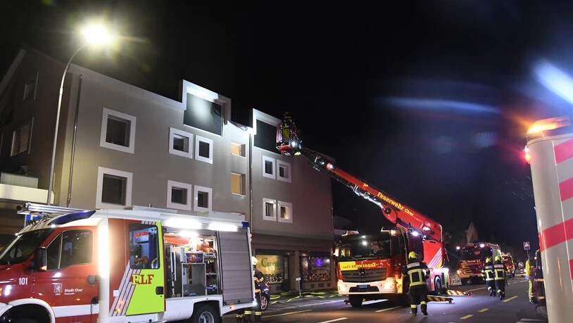 In einer Wohnung an der Ringstrasse in Chur brach in der Silvesternacht Feuer aus.