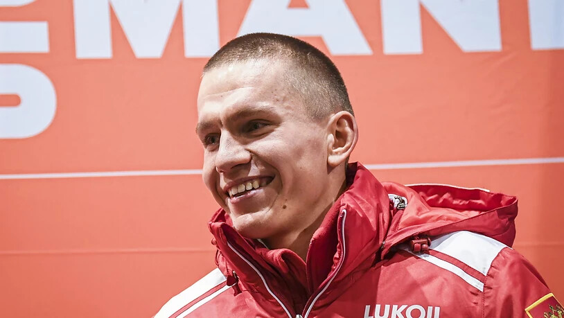 Das Lächeln des Tour-de-Ski-Siegers Alexander Bolschunow.