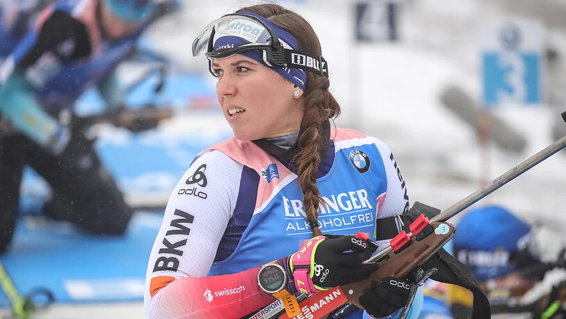 Lena Häcki belegte im Sprint in Ruhpolding nach zwei Schiessfehlern den 24. Rang und war damit die beste Schweizerin