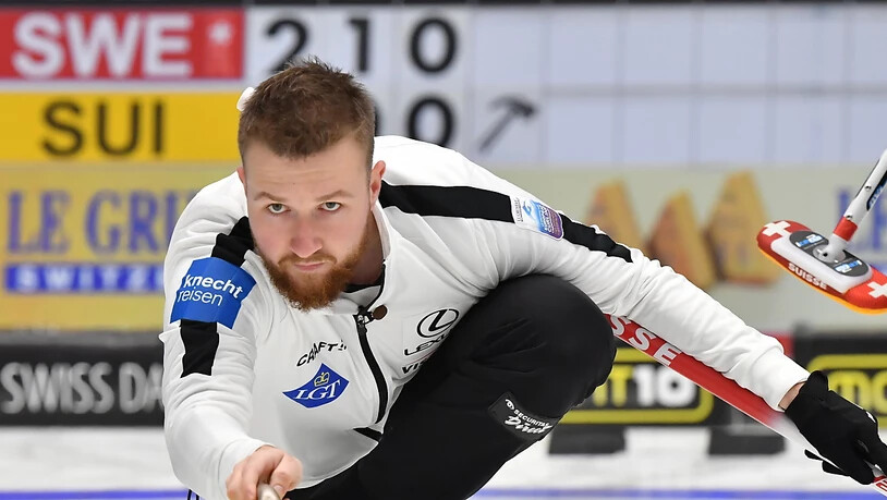 Yannick Schwaller greift auch im Mixed-Doppel-Curling an
