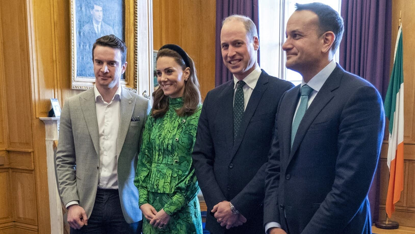 Prinz William und seine Frau Kate sind beim scheidenden irischen Regierungschef Leo Varadkar und seinem Partner Matthew Barrett zu Gast. (Foto: Arthur Edwards/via AP Keystone-SDA)