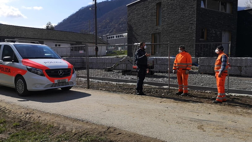 Die Kantonspolizei Graubünden hat insgesamt 113 Baustellen kontrolliert.