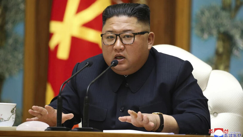Nordkoreas Machthaber Kim Jong Un verschärft die Massnahmen zur Abwehr des Coronavirus. (Archivbild)