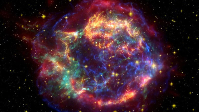 Die Explosionswolke einer Supernova, die vor 300 Jahren am irdischen Himmel aufgeflammt ist - heute als Cassiopeia A bekannt. Kürzlich haben Forscher eine rekordverdächtige Supernova beobachtet, die 500 mal heller strahlte. (Symbolbild)