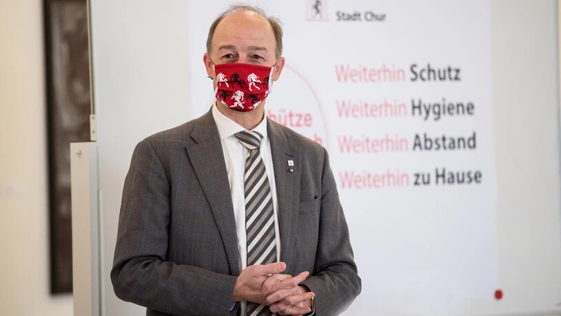 Der Churer Stadtpräsident Urs Marti lanciert die Kampagne «Ich schütze dich und mich».