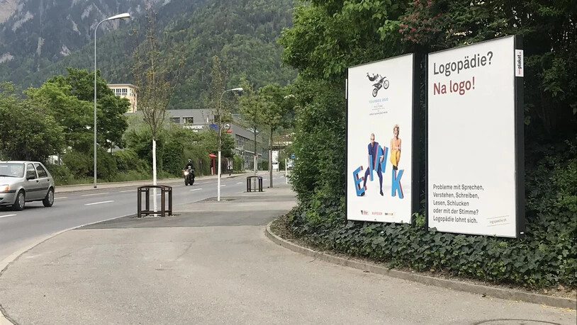 Die Werbung des Zirkus Knie für die abgesagt Tournee ist in Chur an vielen Stellen zu sehen.