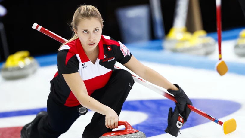 Skip Elena Stern ist eine grosse Hoffnung im Schweizer Curling