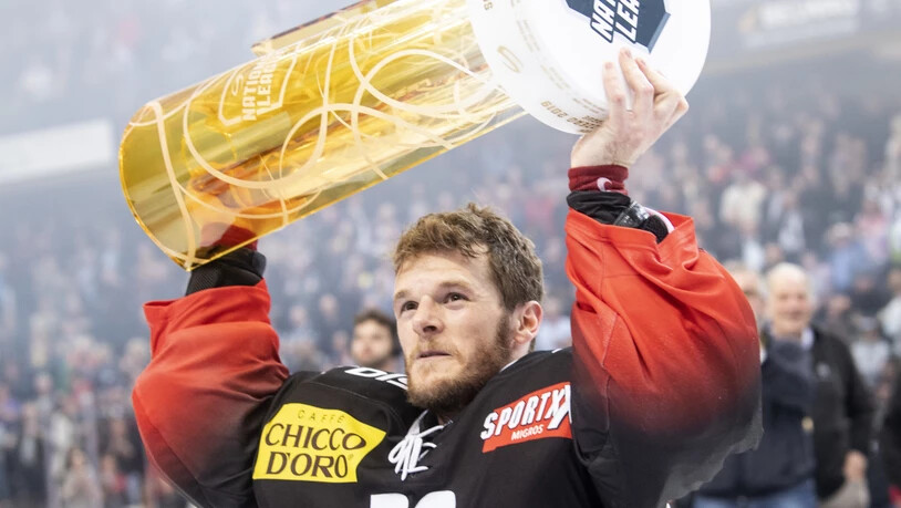 Zweimal, 2017 und 2019, wurde Genoni mit dem SC Bern Meister