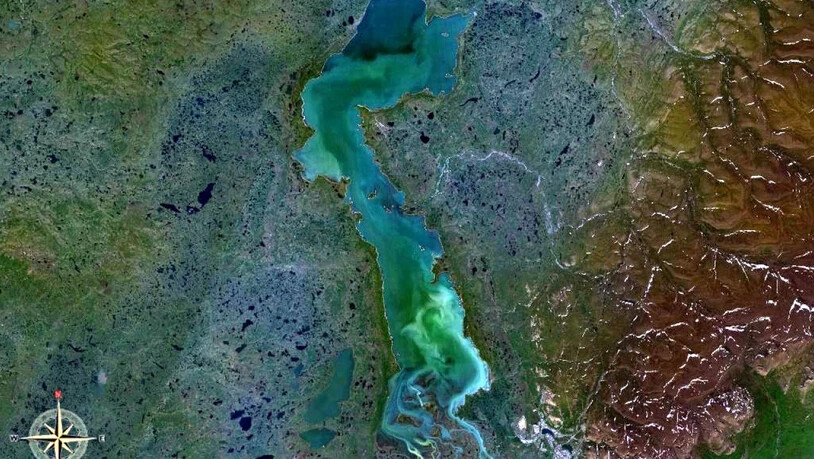 Nach einem Kraftwerk-Störfall ist Dieselöl in den Pjasino-See in der russischen Region Krasnojarsk gelaufen. Alle bisherigen Barrieren haben versagt. Ziel ist es nun, den Abfluss in den Pjasina-Fluss zu verhindern, da dieser für die Wasserversorgung…