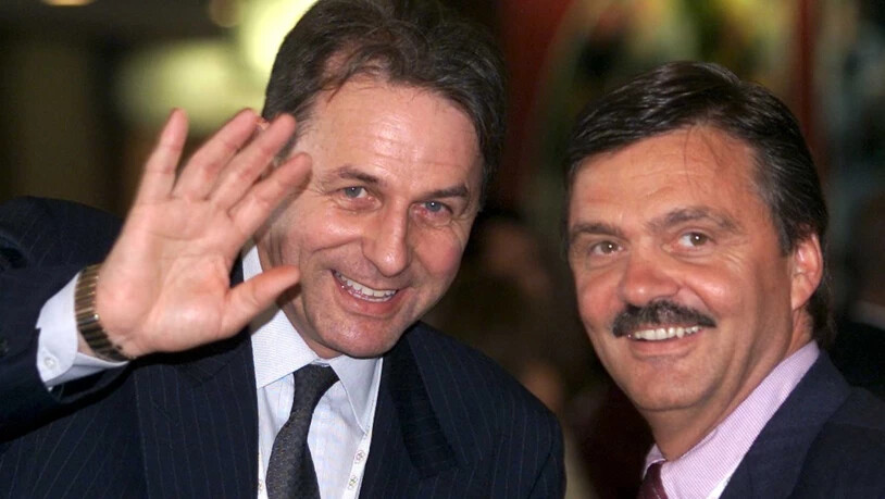 IOC-Mitglied René Fasel (rechts) 2001 mit dem IOC-Präsidentschaftskandidaten Jacques Rogge