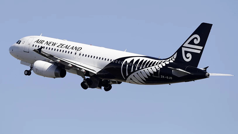 Die neuseeländische Fluggesellschaft Air New Zealand schränkt ihre internationalen Flüge ein. Damit soll sichergestellt werden, dass die Quarantäne-Stationen im Zuge der Corona-Pandemie nicht überfüllt sind. (Archivbild)