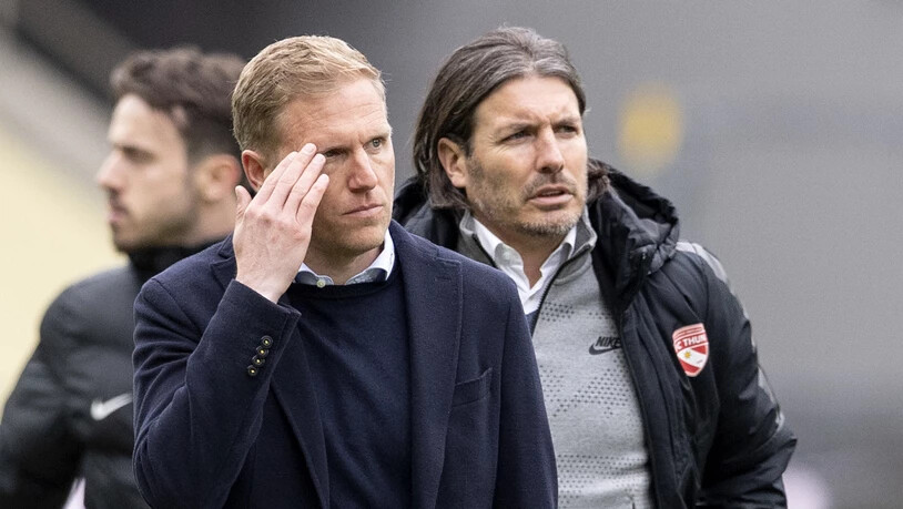 Trainer Marc Schneider (links) und Sportchef Andres Gerber müssen sich warm anziehen, wenn sie ihren FC Thun in der Super League halten wollen
