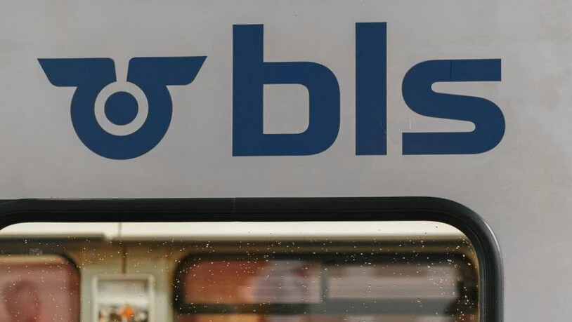 Ein Regioexpress der BLS ist am Bahnhof Bern aus noch unbekannter Ursache aus den Schienen gesprungen. Verletzt wurde niemand. (Symbolbild)