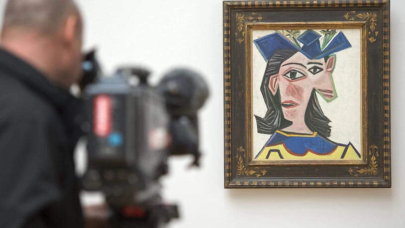 Das Picasso-Gemälde  "Buste de femme au chapeau, Dora" (1939) aus der Sammlung Beyeler hing für einen Tag in einer Scheune in Wettingen.