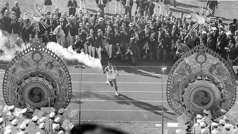 Also noch alle die Ankunft der olympischen Fackel miterleben durften: Eröffnungsfeier der Olympischen Spiele 1964 in Tokio