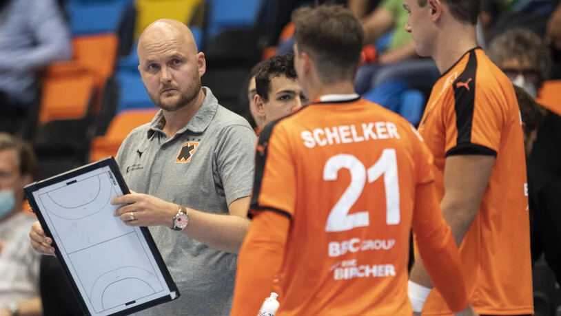 Kadetten-Coach Adalsteinn Eyjolfsson darf eine gelungene Hauptprobe für den Europacup-Auftakt auf seinem Spielbrett notieren