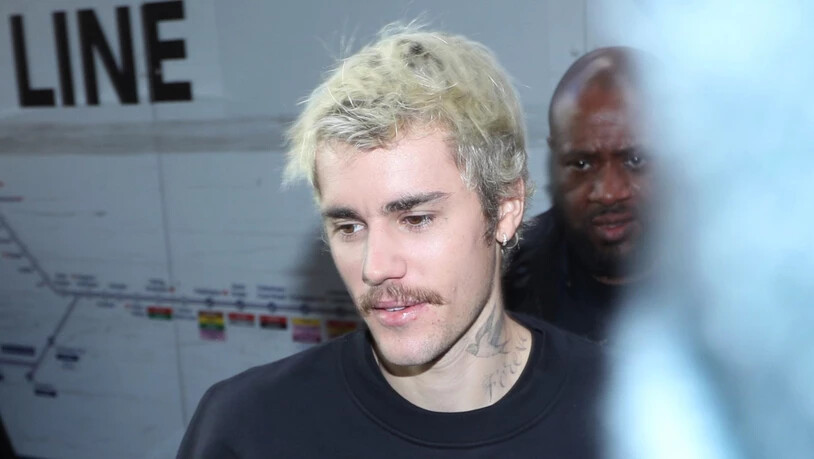 Der kanadische Sänger Justin Bieber zeigt sich enttäuscht nach seiner viermaligen Nominierung für den Grammy: Sein Album "Changes" gehöre in die Kategorie R&B und nicht Pop.