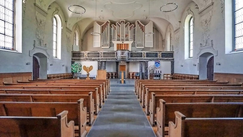 Beiträge von Bund, Kanton und Gemeinde: Der Innenraum der reformierten Kirche Mollis muss renoviert werden. Pressebild Jürg Riedl