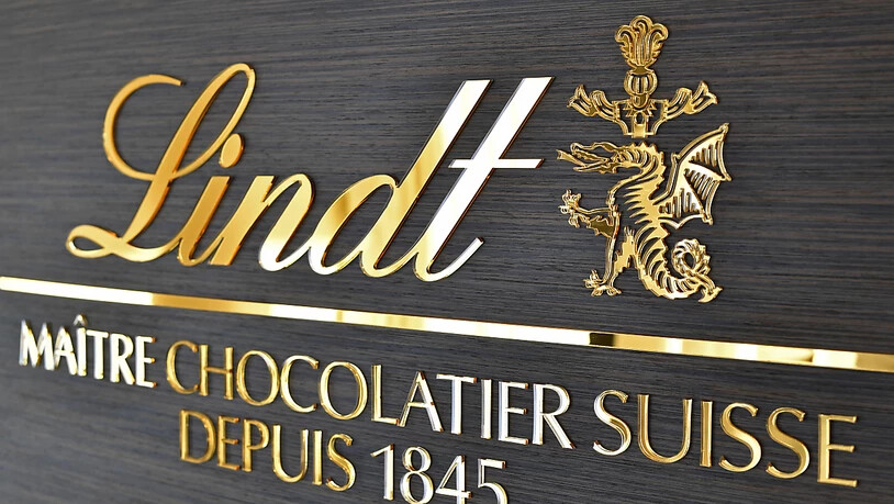 Beim Schokoladenkonzern Lindt&Sprüngli hat die Coronakrise 2020 den Gewinn einbrechen lassen. Dieses Jahr soll es bei Umsatz und Gewinn wieder kräftig aufwärts gehen. (Archivbild)