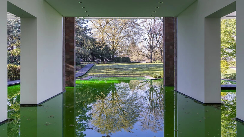Die Installation "Life" von Olafur Eliasson lässt die Grenzen zwischen dem Innen und Aussen der Fondation Beyeler verschwimmen.