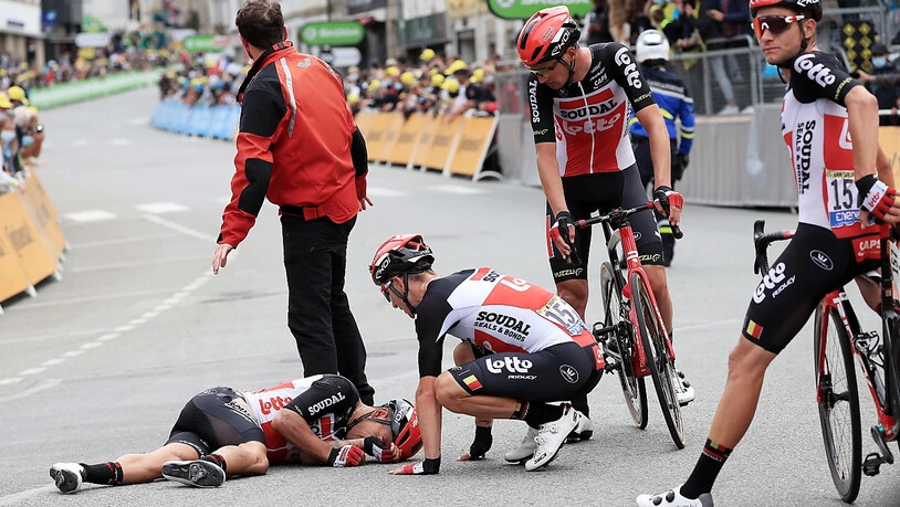 Der Australier Caleb Ewan stürzte 150 m vor dem Ziel und muss die Tour de France mit einem Schlüsselbeinbruch aufgeben