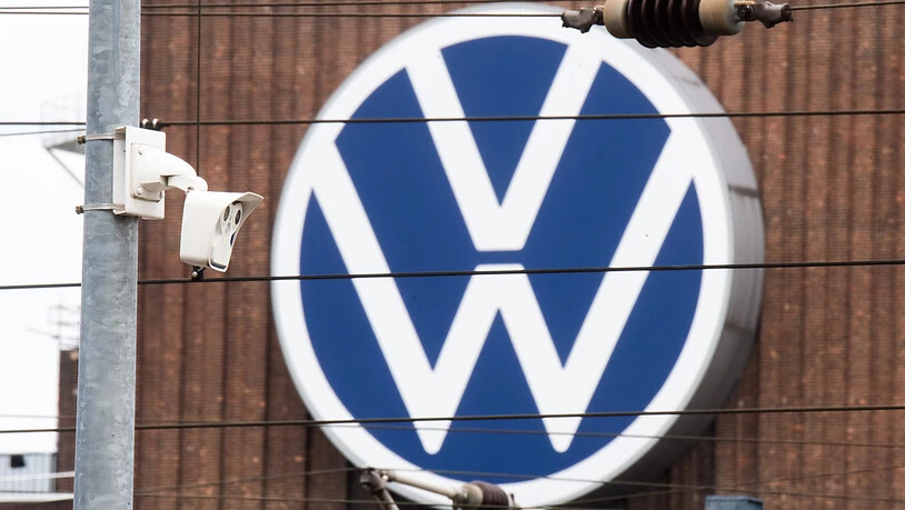 Der in den USA teils schon abgeräumt geglaubte Dieselskandal könnte für Volkswagen ein langwieriges und potenziell teures Nachspiel haben. Nun will der Autobauer vor den obersten Gerichtshof der USA. (Archiv)