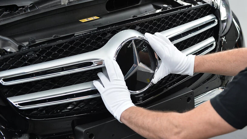 Der Auto- und LKW-Bauer hat im zweiten Quartal 2021 einen milliardenhohen Gewinn erzielt. Vor allem die S-Klasse von Mercedes erfreut sich einer hohen Nachfrage.(Archivbild)