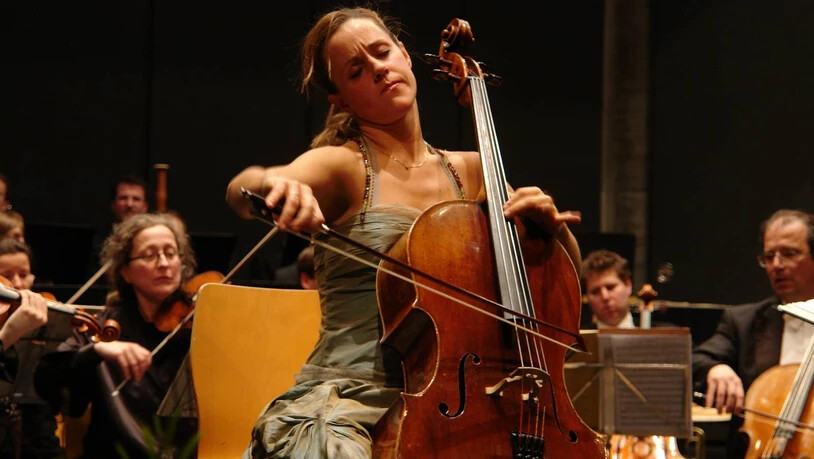 Der Auftritt der Cellistin Sol Gabetta am Regierungskonzert im Jahr 2008 gehört zu den Highlights der Konzertreihe.