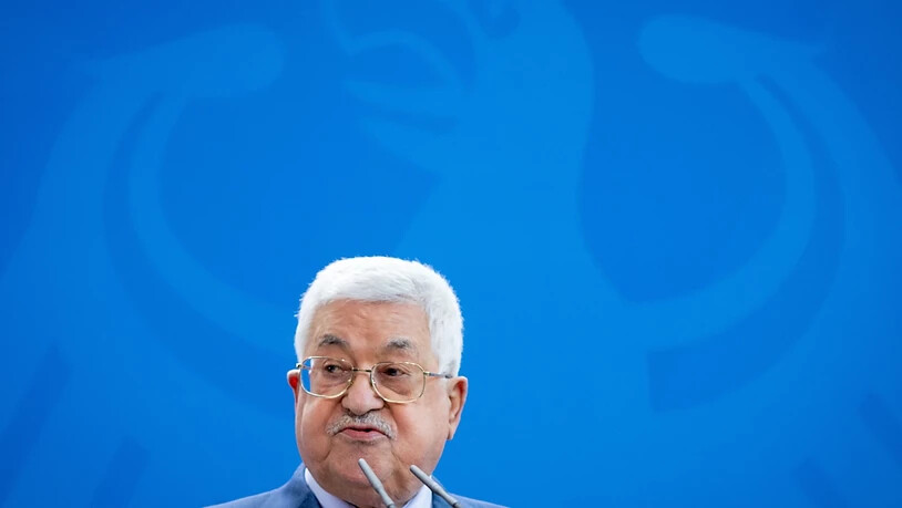 ARCHIV - Palästinenserpräsident Mahmud Abbas bei einer Pressekonferenz in Berlin. Foto: Kay Nietfeld/dpa