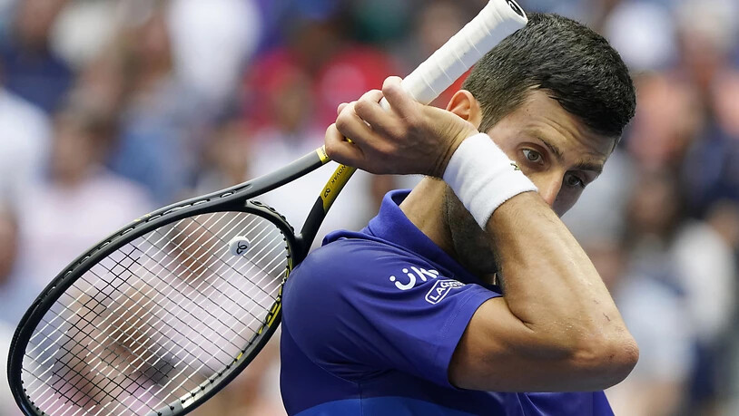 Novak Djokovic hielt dem enormen Druck nicht stand und verlor nach 27 Siegen erstmals wieder eine Partie an einem Grand-Slam-Turnier