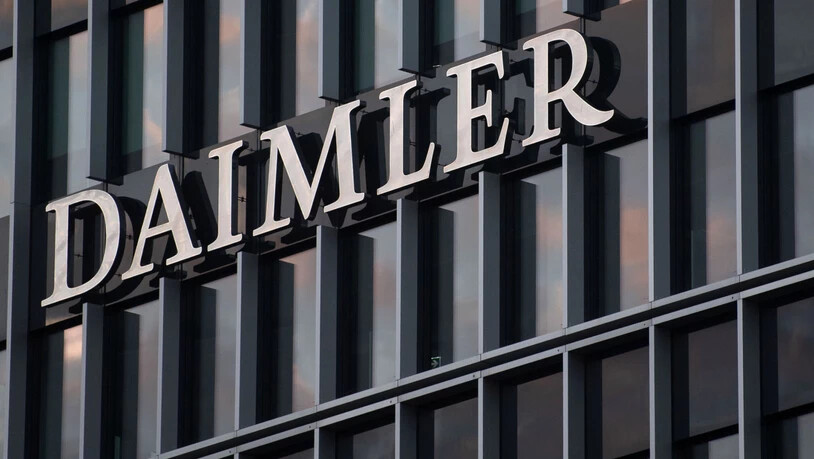 Die Lkw-Sparte von Daimler soll an die Börse: Konzern-Logo in Stuttgart.