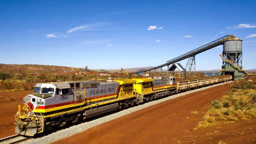 Der Bergbaukonzern Rio Tinto rechnet beim Abbau von Eisenerz im australischen Pilbara mit geringeren Fördermengen. In den neu in Betrieb genommenen Minen fehlen Arbeitskräfte.(Archivbild)