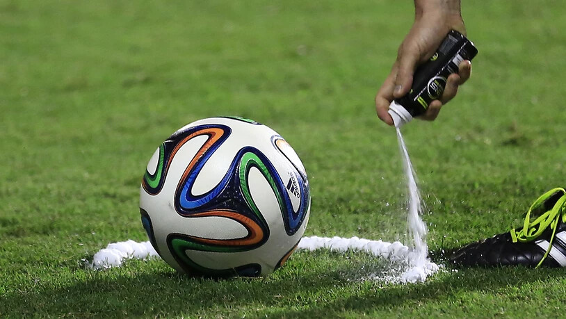 Die FIFA verwendete den Freistossspray ohne die Erfinder zu entlöhnen
