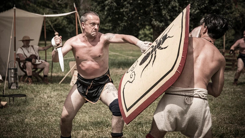 Voller Einsatz: An einem Schaukampf in Chur erleben die Zuschauer wie Gladiatorenkämpfe abliefen. 