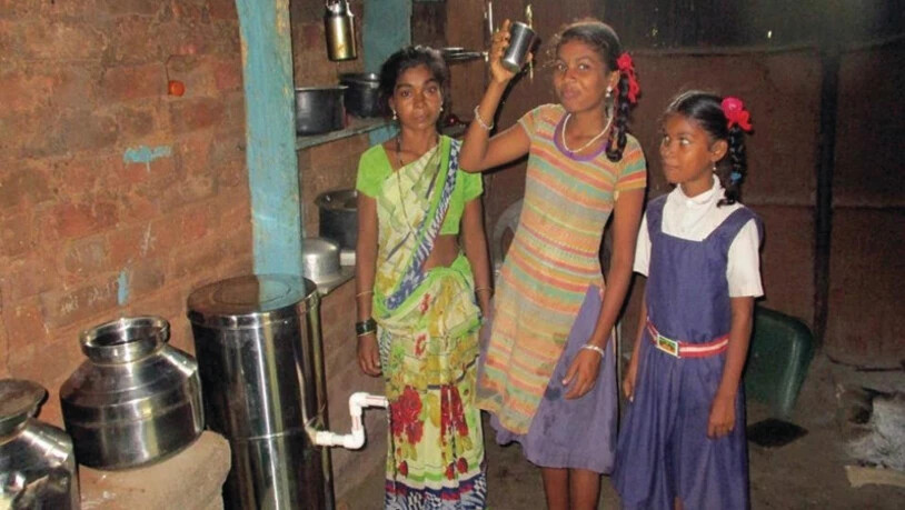 Sauberes Trinkwasser: Was hier eine Selbstverständlichkeit ist, muss in Indien in jedem Haus individuell gemacht werden. 